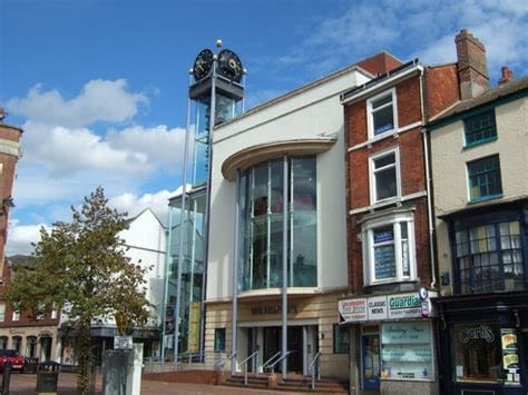 South Holland Centre: Spalding’s Stage, Screen, and Social Hub